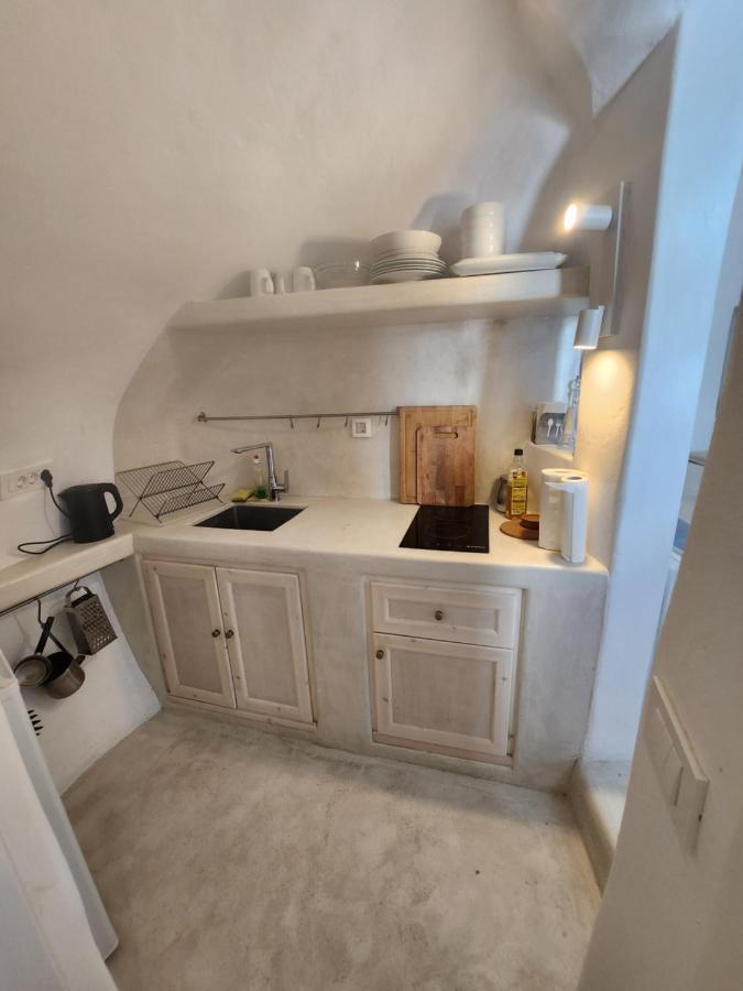 Otto House - Luxury Cave