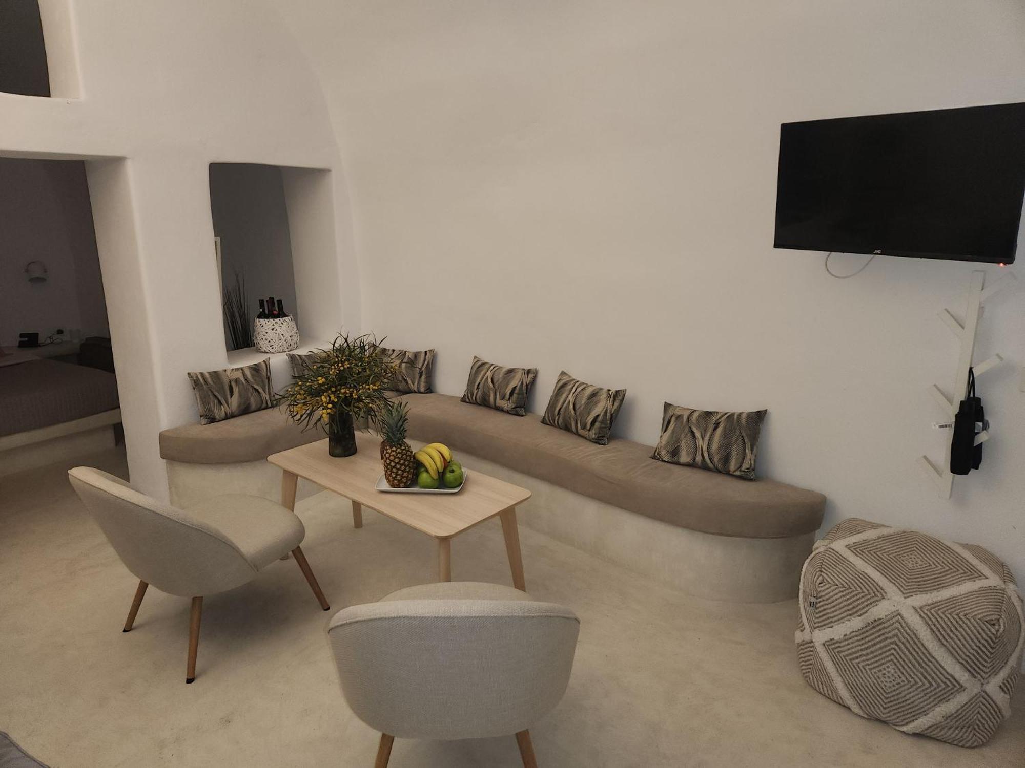 Otto House - Luxury Cave Villa *