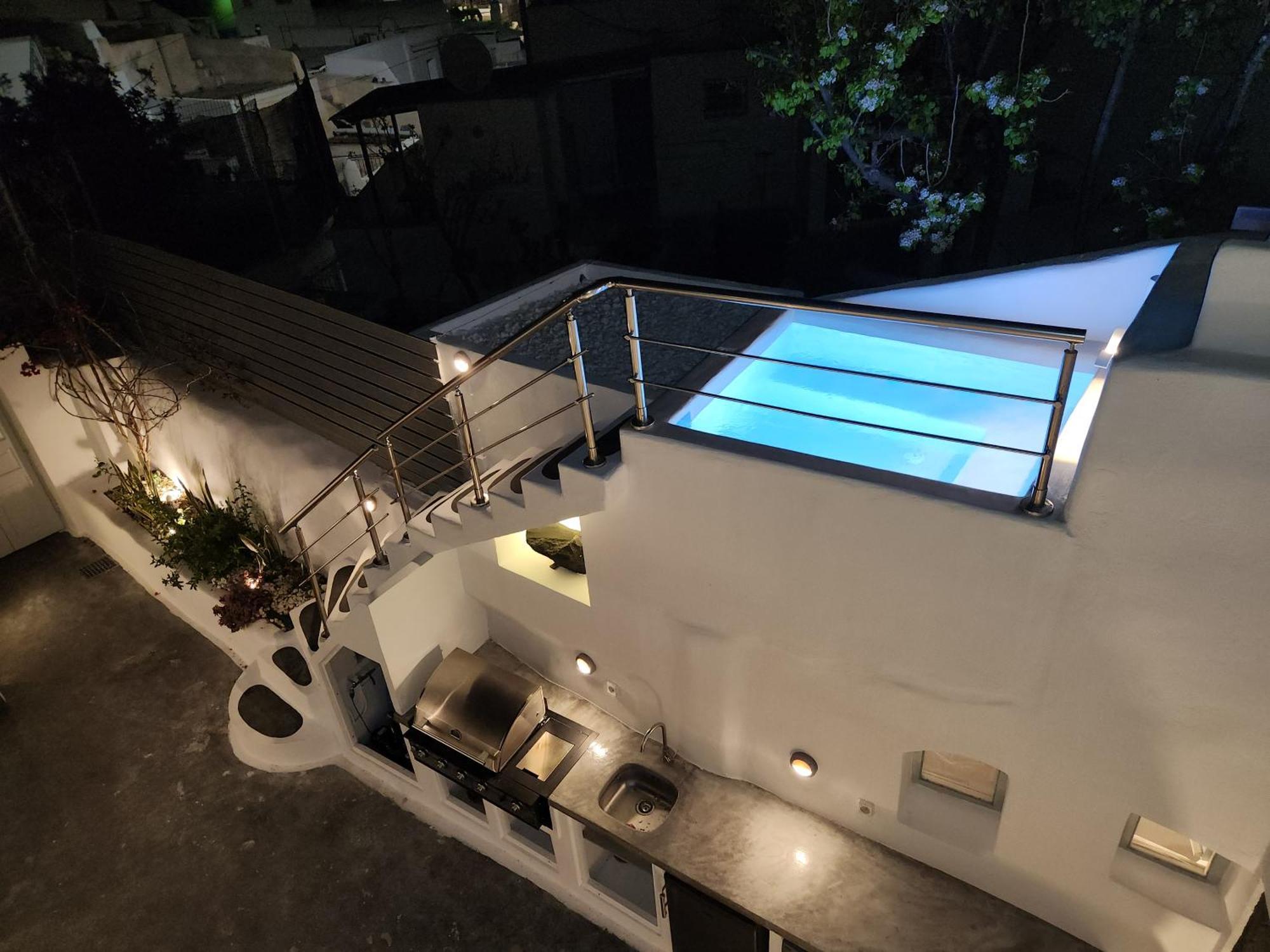 Otto House - Luxury Cave